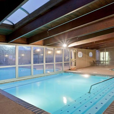 Holiday Inn Hotel & Suites Overland Park-West By Ihg מראה חיצוני תמונה