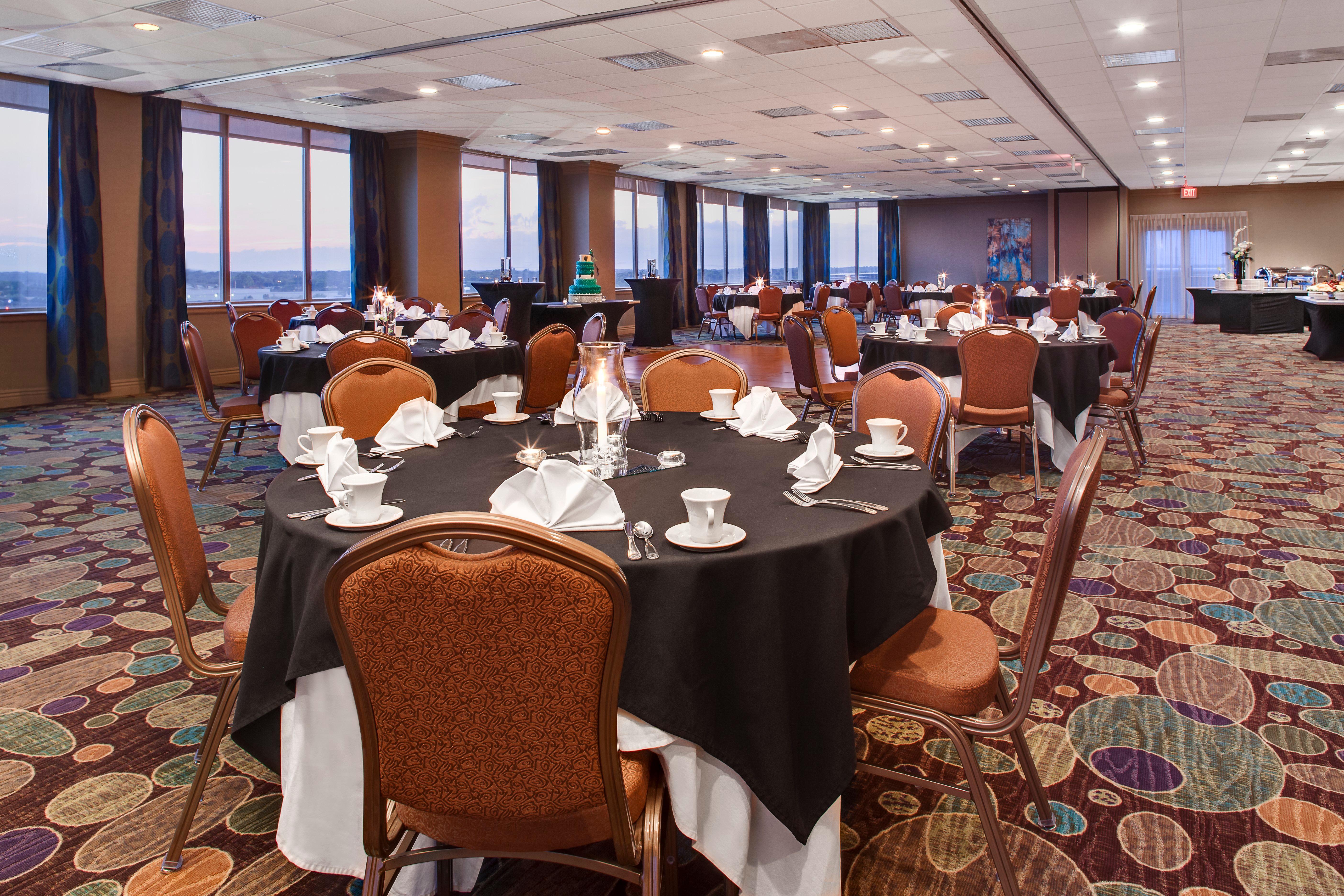 Holiday Inn Hotel & Suites Overland Park-West By Ihg מראה חיצוני תמונה