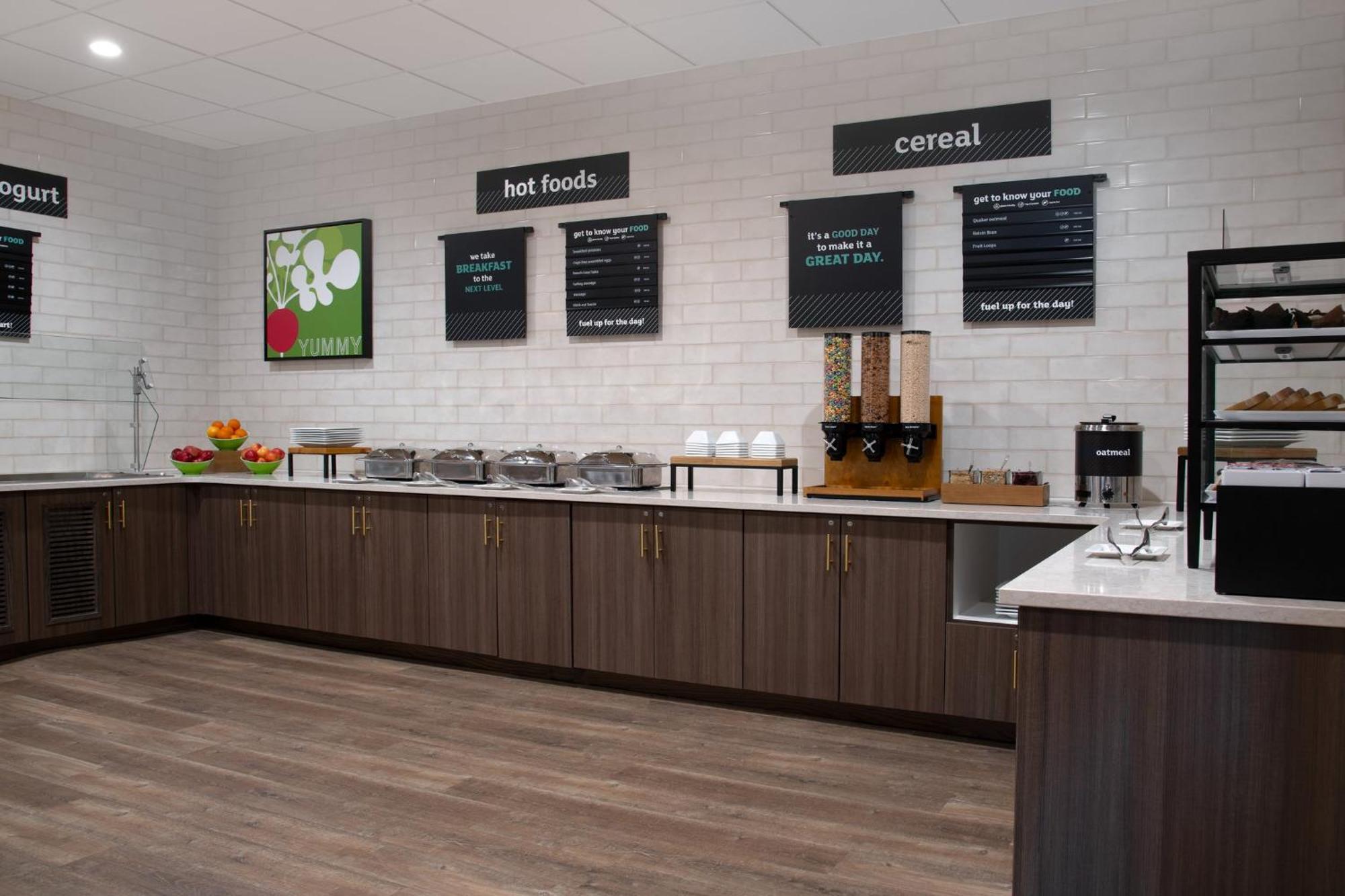 Holiday Inn Hotel & Suites Overland Park-West By Ihg מראה חיצוני תמונה